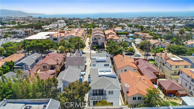 512 Irena, Redondo Beach, California 90277, 4 Bedrooms Bedrooms, ,2 BathroomsBathrooms,Residential,Sold,Irena,SB20156478