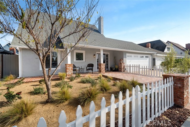 Photo of 438 E 16th Street, Costa Mesa, CA 92627