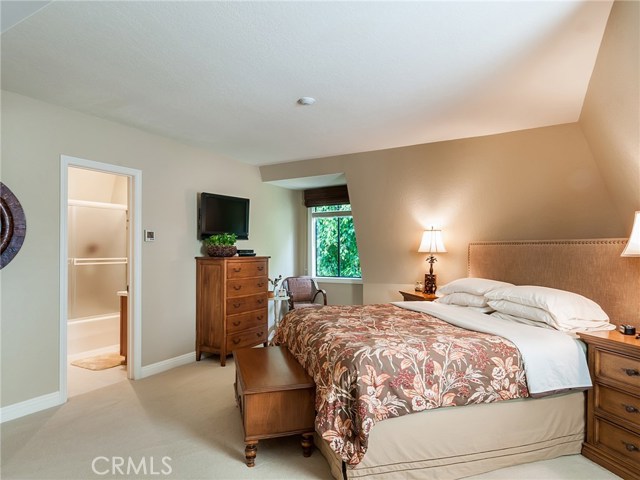 317 Broadway, Redondo Beach, California 90277, 3 Bedrooms Bedrooms, ,2 BathroomsBathrooms,Residential,Sold,Broadway,SB17224085