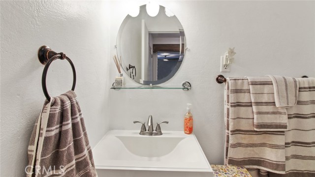 2715 183rd Street, Redondo Beach, California 90278, 3 Bedrooms Bedrooms, ,2 BathroomsBathrooms,Residential,Sold,183rd,OC19218535