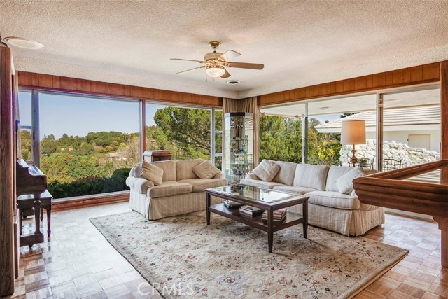 28810 Crestridge Road, Rancho Palos Verdes, California 90275, 4 Bedrooms Bedrooms, ,2 BathroomsBathrooms,Residential,Sold,Crestridge,PV19068448