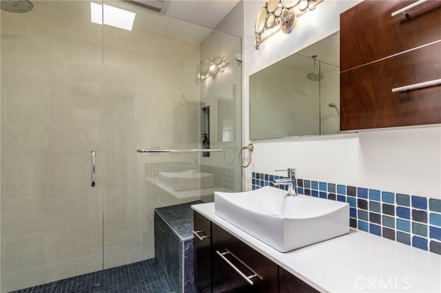 2015 Bataan Road, Redondo Beach, California 90278, 3 Bedrooms Bedrooms, ,2 BathroomsBathrooms,Residential,Sold,Bataan,SB18176774