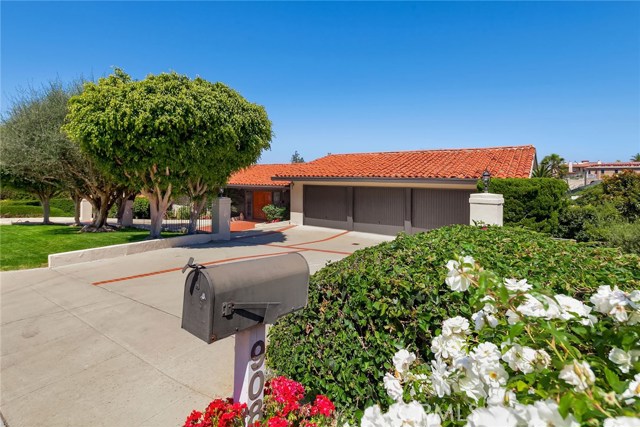 908 Via Del Monte, Palos Verdes Estates, California 90274, 4 Bedrooms Bedrooms, ,2 BathroomsBathrooms,Residential,Sold,Via Del Monte,SB17193369