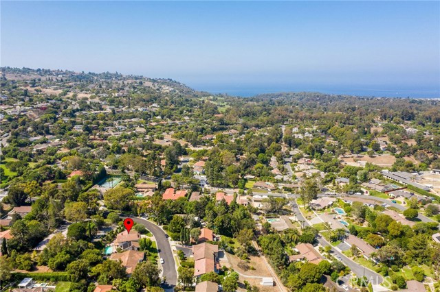 12 Latigo Lane, Rolling Hills Estates, California 90274, 4 Bedrooms Bedrooms, ,3 BathroomsBathrooms,Residential,Sold,Latigo,SB20204077