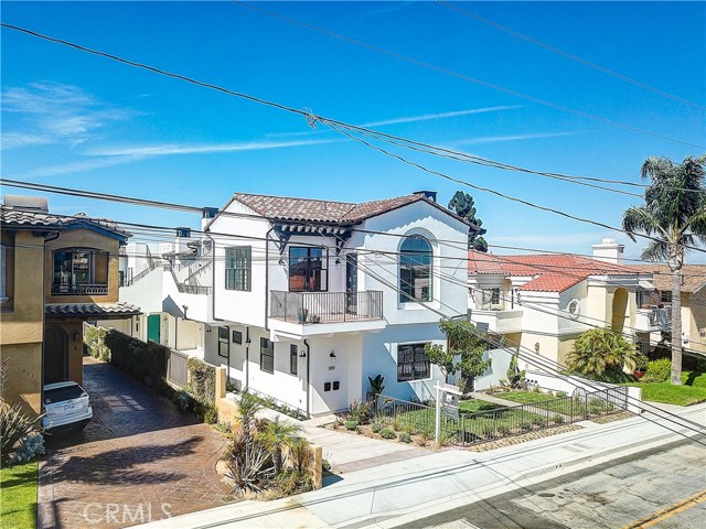 1919 Gates, Redondo Beach, California 90278, 4 Bedrooms Bedrooms, ,3 BathroomsBathrooms,Residential,Sold,Gates,SB19209631