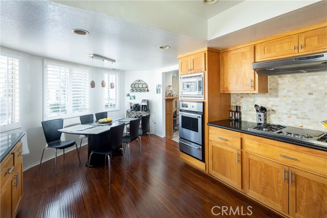 1904 Havemeyer Lane, Redondo Beach, California 90278, 3 Bedrooms Bedrooms, ,2 BathroomsBathrooms,Residential,Sold,Havemeyer,SB19002593