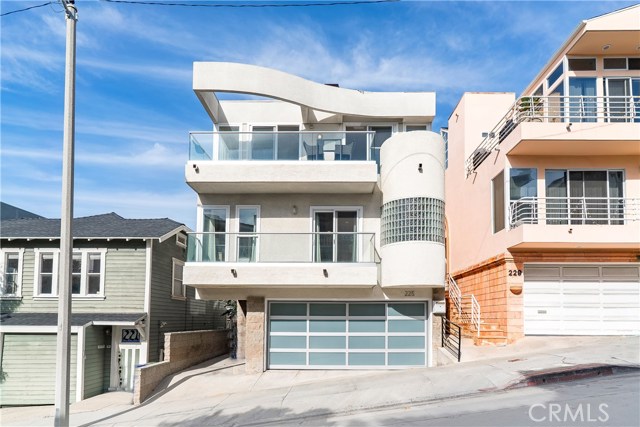 225 38th, Manhattan Beach, California 90266, 3 Bedrooms Bedrooms, ,3 BathroomsBathrooms,Residential,Sold,38th,SB19020609