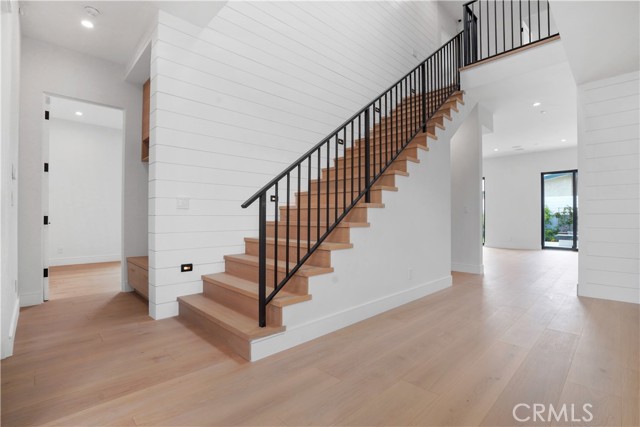 2504 Fisk Ln, Redondo Beach, California 90278, 4 Bedrooms Bedrooms, ,3 BathroomsBathrooms,Residential,Sold,Fisk Ln,DW21052780