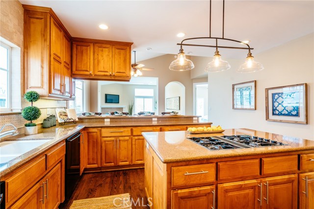 517 Longfellow Avenue, Manhattan Beach, California 90266, 4 Bedrooms Bedrooms, ,3 BathroomsBathrooms,Residential,Sold,Longfellow,SB19067192