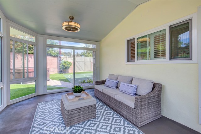 1010 Firmona Avenue, Redondo Beach, California 90278, 4 Bedrooms Bedrooms, ,2 BathroomsBathrooms,Residential,Sold,Firmona,SB19217581