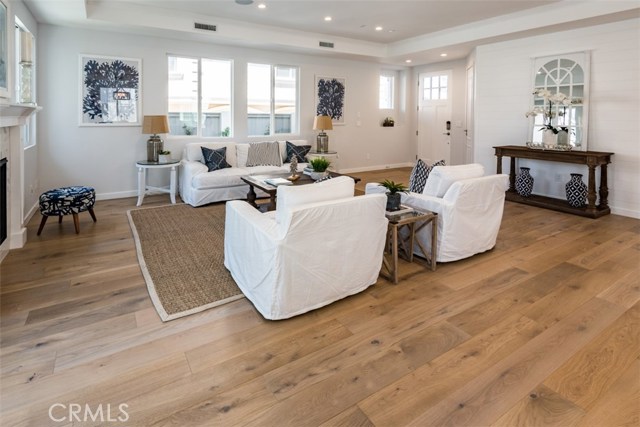 2104 Harriman Lane, Redondo Beach, California 90278, 4 Bedrooms Bedrooms, ,3 BathroomsBathrooms,Residential,Sold,Harriman,PV18101088