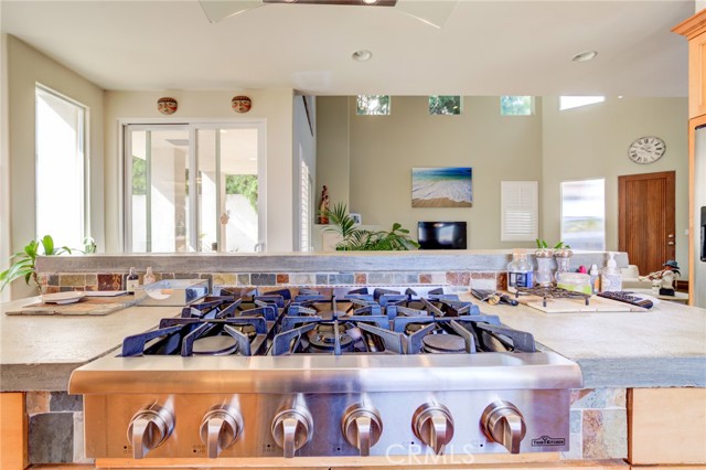 1303 Rindge Lane, Redondo Beach, California 90278, 4 Bedrooms Bedrooms, ,3 BathroomsBathrooms,Residential,Sold,Rindge,SB21073831