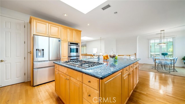 1002 5th Street, Hermosa Beach, California 90254, 5 Bedrooms Bedrooms, ,2 BathroomsBathrooms,Residential,Sold,5th,SB20139034