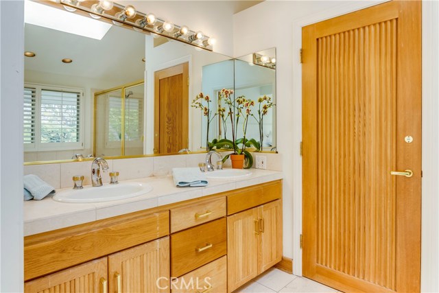1562 Granvia Altamira, Palos Verdes Estates, California 90274, 4 Bedrooms Bedrooms, ,3 BathroomsBathrooms,Residential,Sold,Granvia Altamira,PV18116853