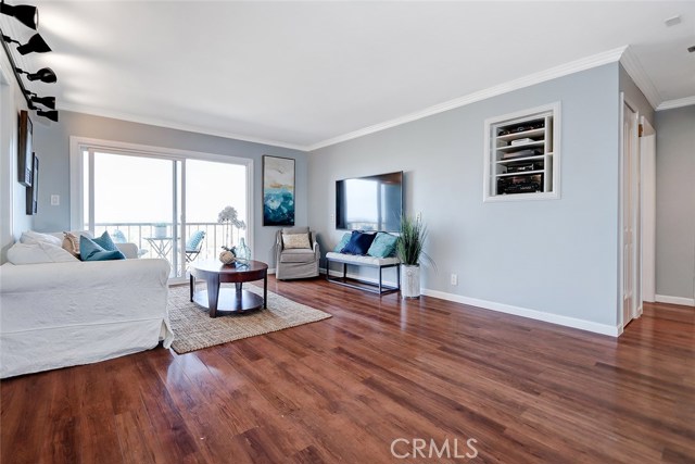 1108 Camino Real, Redondo Beach, California 90277, 3 Bedrooms Bedrooms, ,1 BathroomBathrooms,Residential,Sold,Camino Real,SB20124085