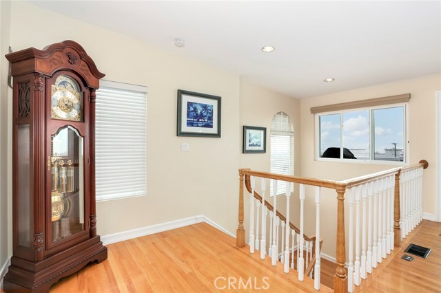 429 Bayview Drive, Hermosa Beach, California 90254, 3 Bedrooms Bedrooms, ,3 BathroomsBathrooms,Residential,Sold,Bayview,SB18034474