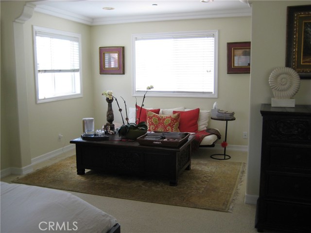 2207 Voorhees Avenue, Redondo Beach, California 90278, 4 Bedrooms Bedrooms, ,2 BathroomsBathrooms,Residential,Sold,Voorhees,SB17062851