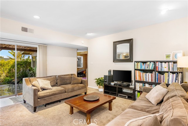 1915 Santa Rena Drive, Rancho Palos Verdes, California 90275, 4 Bedrooms Bedrooms, ,1 BathroomBathrooms,Residential,Sold,Santa Rena,PV21077963