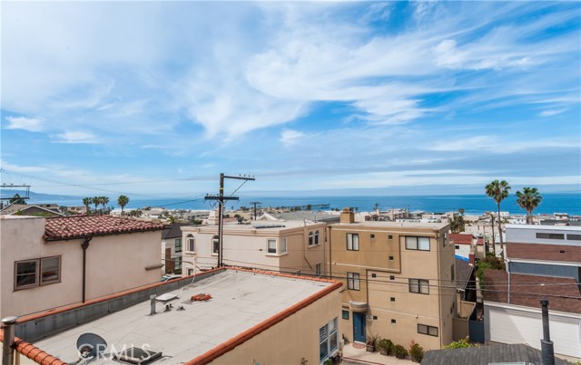 1619 Monterey Boulevard, Hermosa Beach, California 90254, 3 Bedrooms Bedrooms, ,2 BathroomsBathrooms,Residential,Sold,Monterey,SB17088290