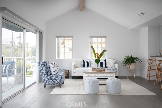 2100 Vanderbilt Lane, Redondo Beach, California 90278, 3 Bedrooms Bedrooms, ,2 BathroomsBathrooms,Residential,Sold,Vanderbilt,SB20174420