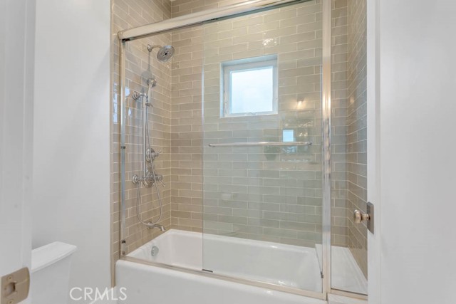 1307 Gertruda Avenue, Redondo Beach, California 90277, 5 Bedrooms Bedrooms, ,1 BathroomBathrooms,Residential,Sold,Gertruda,SB21076858