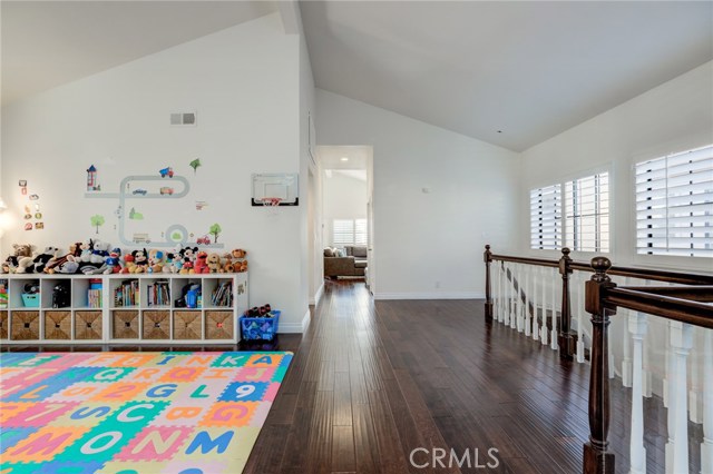 111 Guadalupe Avenue, Redondo Beach, California 90277, 4 Bedrooms Bedrooms, ,3 BathroomsBathrooms,Residential,Sold,Guadalupe,SB20243736