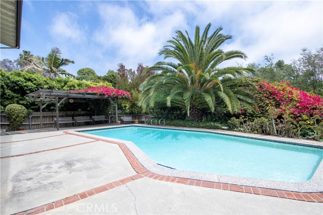 2204 Via Alamitos, Palos Verdes Estates, California 90274, 4 Bedrooms Bedrooms, ,3 BathroomsBathrooms,Residential,Sold,Via Alamitos,SB20130377