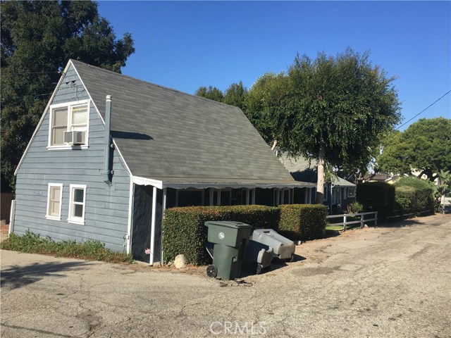 24263 Los Codona Avenue, Torrance, California 90505, 5 Bedrooms Bedrooms, ,2 BathroomsBathrooms,Residential,Sold,Los Codona,SB17182983