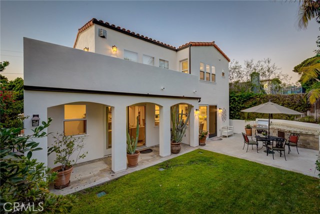 1144 9th Street, Hermosa Beach, California 90254, 5 Bedrooms Bedrooms, ,4 BathroomsBathrooms,Residential,Sold,9th,SB19216948