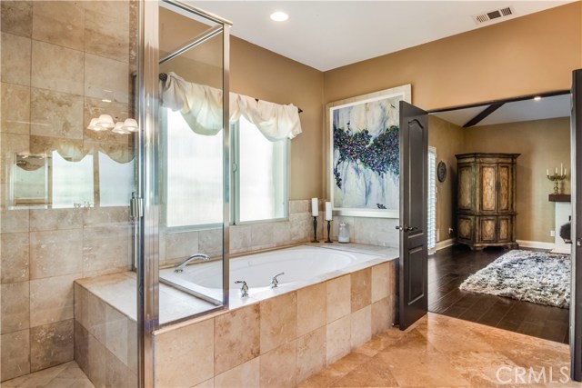 202 Irena Avenue, Redondo Beach, California 90277, 3 Bedrooms Bedrooms, ,3 BathroomsBathrooms,Residential,Sold,Irena,SB19148601