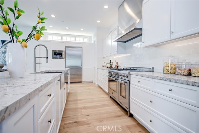 1900 Lynngrove Drive, Manhattan Beach, California 90266, 5 Bedrooms Bedrooms, ,2 BathroomsBathrooms,Residential,Sold,Lynngrove,SB21039108