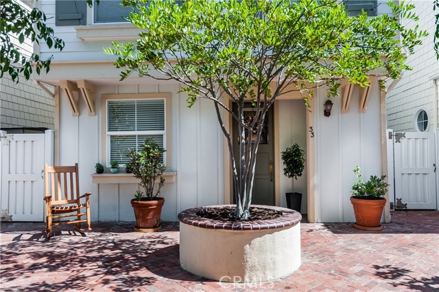 Front entrance to this charming detached town home.