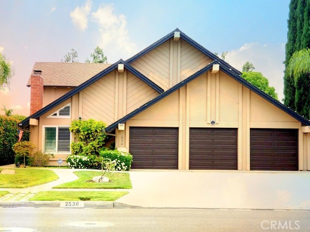 Photo of 2530 E Elsiena Way, Anaheim, CA 92806