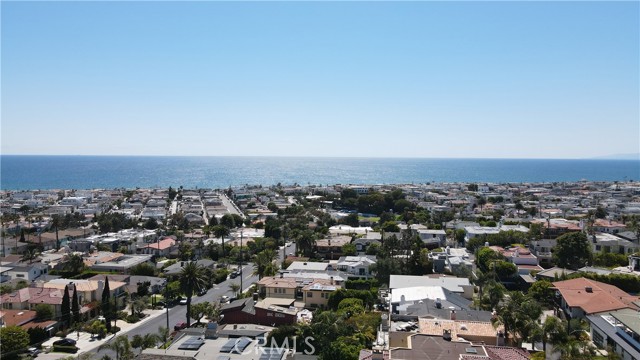 931 Duncan Avenue, Manhattan Beach, California 90266, 3 Bedrooms Bedrooms, ,1 BathroomBathrooms,Residential,Sold,Duncan,SB21139038