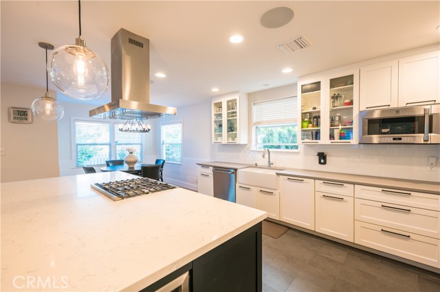 1829 Oak Avenue, Manhattan Beach, California 90266, 3 Bedrooms Bedrooms, ,2 BathroomsBathrooms,Residential,Sold,Oak,SB21146296