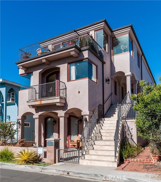 433 26th Street, Manhattan Beach, California 90266, 5 Bedrooms Bedrooms, ,4 BathroomsBathrooms,Residential,Sold,26th,SB18034049