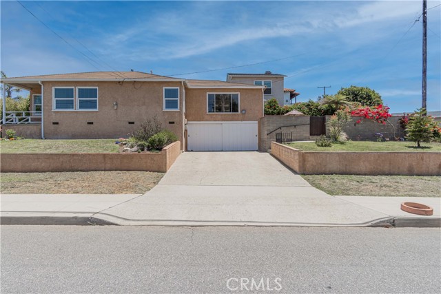 Family room is over garage. Could be ideal ADU as it has a small kitchenette and bathroom. Could be an ideal office as well and opens to sunny patio and gated backyard area.