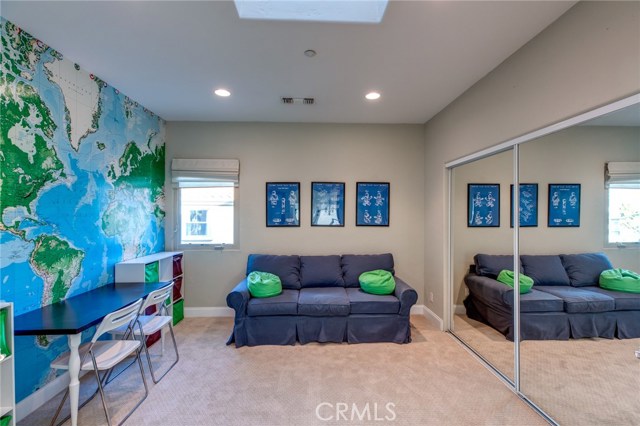 2112 Harriman Lane, Redondo Beach, California 90278, 4 Bedrooms Bedrooms, ,2 BathroomsBathrooms,Residential,Sold,Harriman,SB18280031