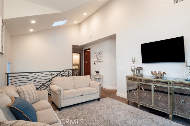 2110 Ernest Avenue, Redondo Beach, California 90278, 4 Bedrooms Bedrooms, ,3 BathroomsBathrooms,Residential,Sold,Ernest,SB21132960