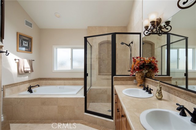 2208 Warfield Avenue, Redondo Beach, California 90278, 4 Bedrooms Bedrooms, ,2 BathroomsBathrooms,Residential,Sold,Warfield,SB19044188