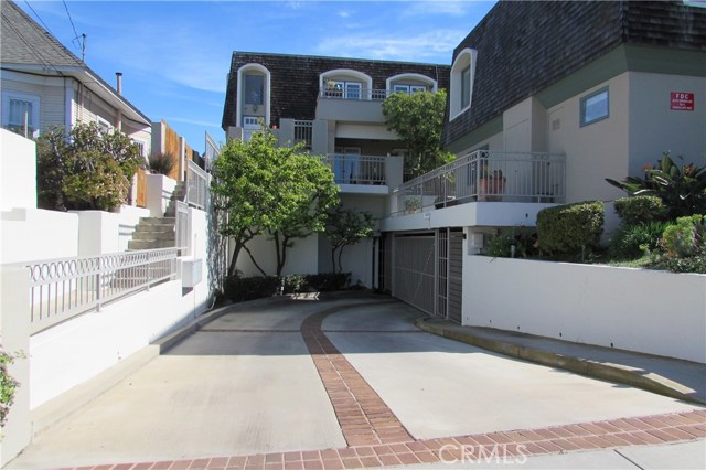 110 Guadalupe Avenue, Redondo Beach, California 90277, 3 Bedrooms Bedrooms, ,1 BathroomBathrooms,Residential,Sold,Guadalupe,OC17057982