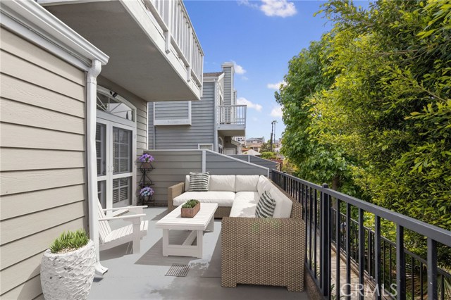 125 Lucia Avenue, Redondo Beach, California 90277, 3 Bedrooms Bedrooms, ,1 BathroomBathrooms,Residential,Sold,Lucia,SB20095543