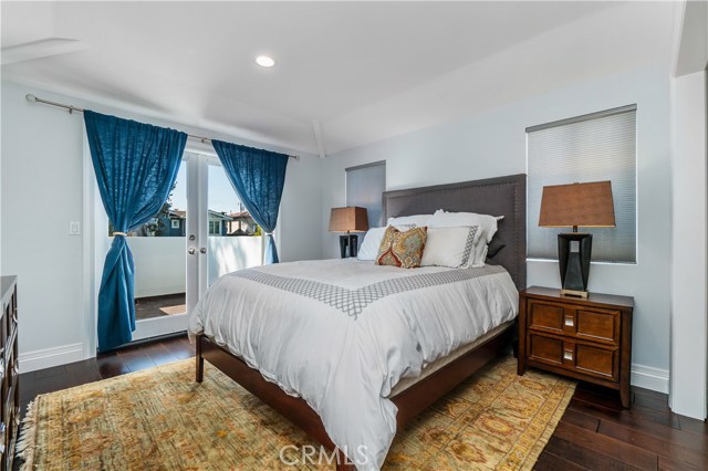 3304 Poinsettia Avenue, Manhattan Beach, California 90266, 5 Bedrooms Bedrooms, ,2 BathroomsBathrooms,Residential,Sold,Poinsettia,SB20035052