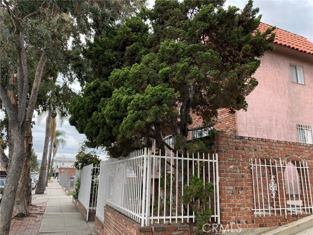  Income Home for Sale in Los Angeles, California