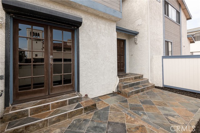 305 Broadway, Redondo Beach, California 90277, 3 Bedrooms Bedrooms, ,2 BathroomsBathrooms,Residential,Sold,Broadway,OC21094038
