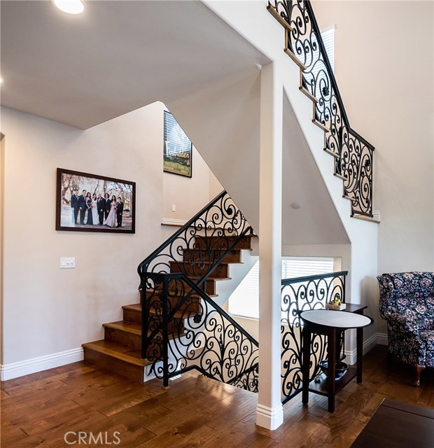 219 Juanita Avenue, Redondo Beach, California 90277, 4 Bedrooms Bedrooms, ,4 BathroomsBathrooms,Residential,Sold,Juanita,SB19181884