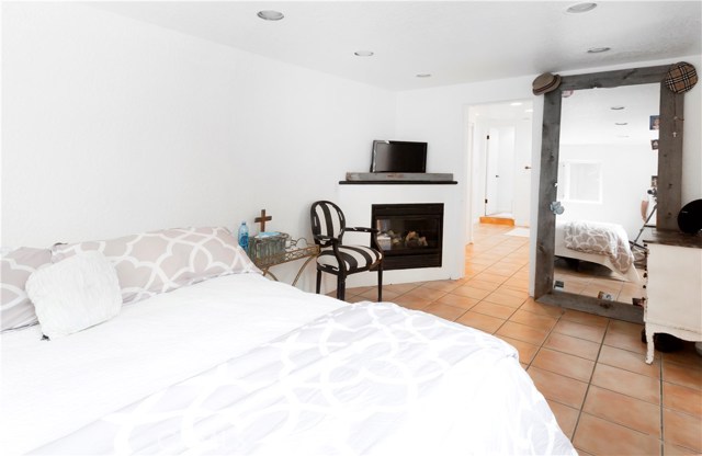 834 Palm Drive, Hermosa Beach, California 90254, 3 Bedrooms Bedrooms, ,2 BathroomsBathrooms,Residential,Sold,Palm,SB19075998