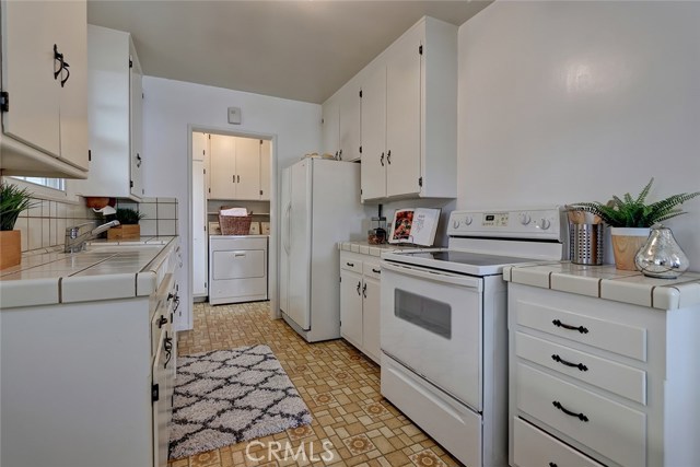 1634 22nd Street, Manhattan Beach, California 90266, 3 Bedrooms Bedrooms, ,1 BathroomBathrooms,Residential,Sold,22nd,SB19046037
