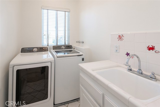 1802 Clark Lane, Redondo Beach, California 90278, 4 Bedrooms Bedrooms, ,2 BathroomsBathrooms,Residential,Sold,Clark Lane,SB21061656