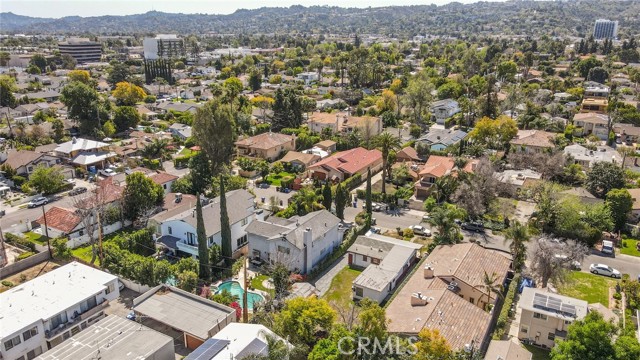 2 Bed Home for Sale in Sherman Oaks, California